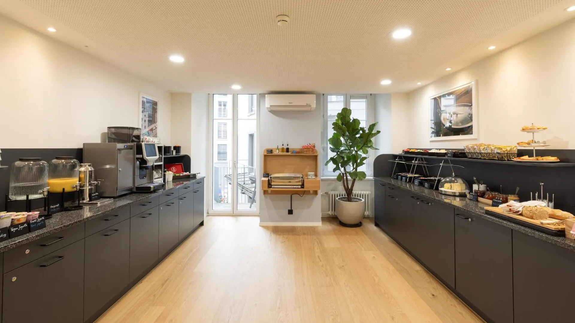 Fred Hotel Zuerich Hauptbahnhof 3*, Zurigo